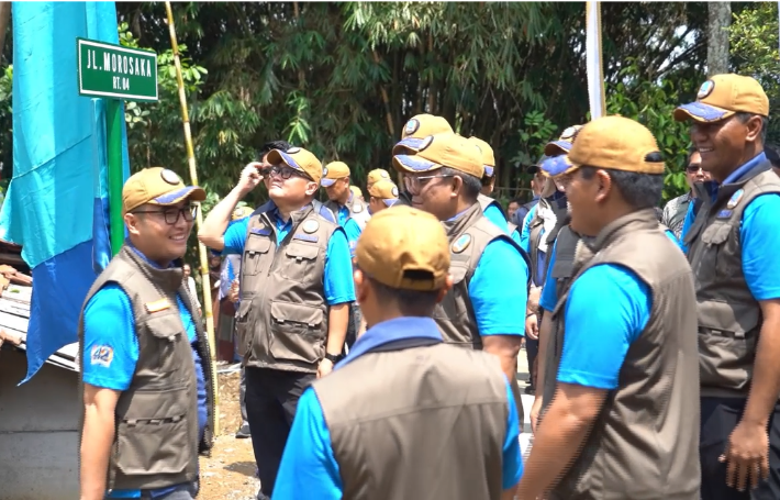 Bakti Sosial Alumni AAL Angkatan 42/1996 di Bojongkoneng