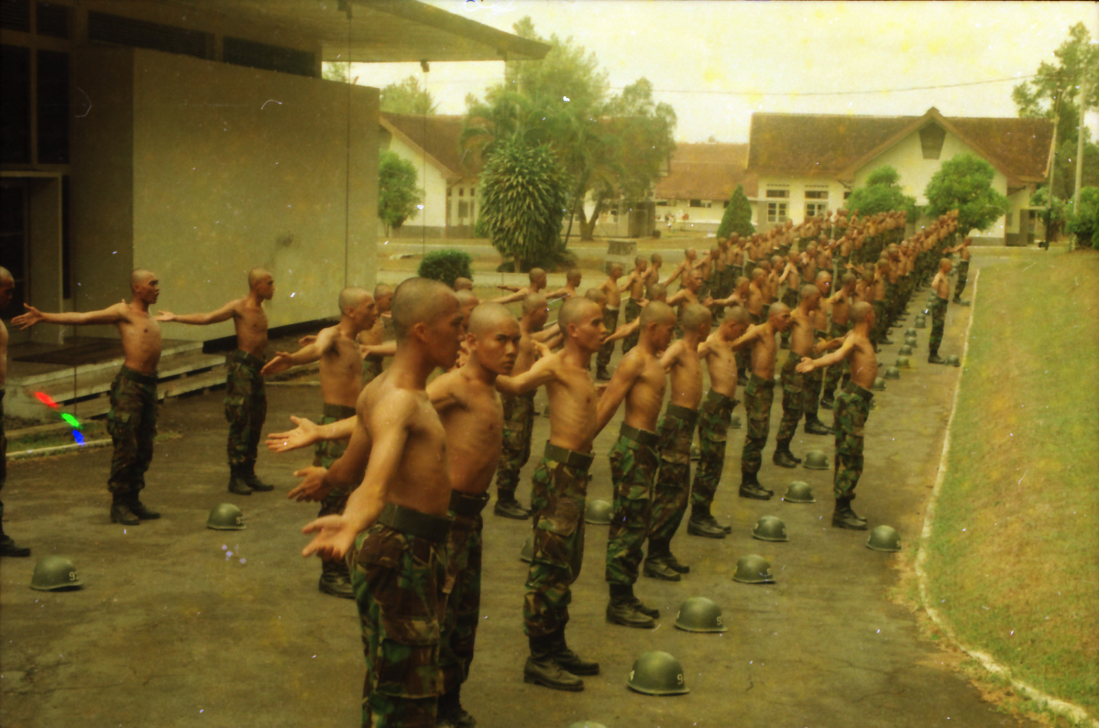 Chandradimuka 1993