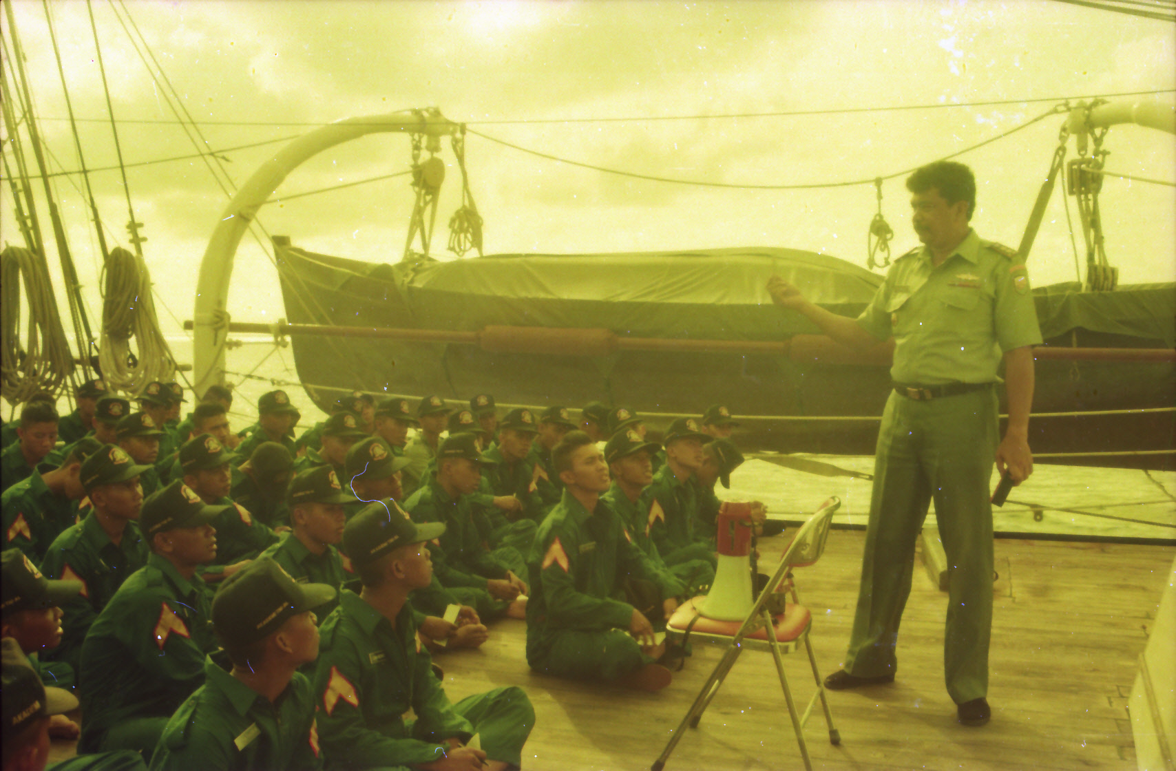 Jalasesa AAL 42 Tahun 1993