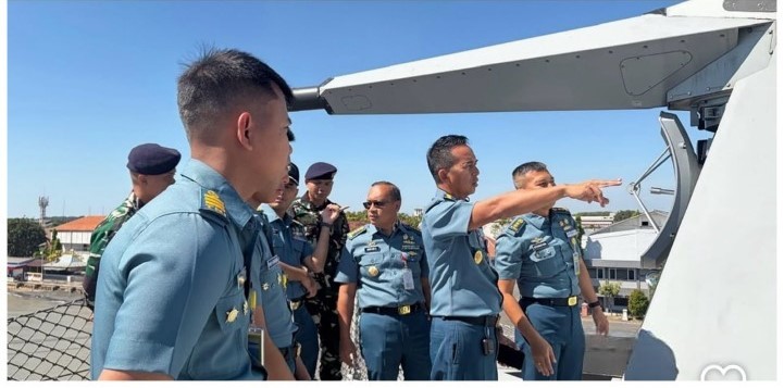 KADISSENLEKAL TINJAU KESIAPAN SEWACO KRI SATKOR KOARMADA II